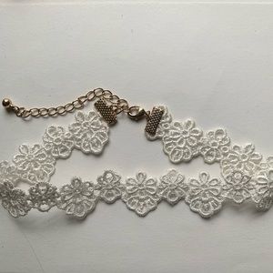 ☆White Lace Choker☆